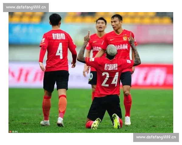 广州恒大鏖战亚冠赛场展现王者底蕴与足球荣耀之路新征程拼搏未来篇